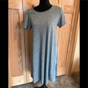 ❤️ LuLaRoe Carly dress, gray, size S 🦄